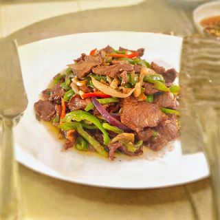 151.Manzo  al cumino孜然牛肉