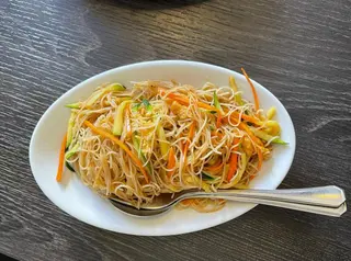 12 Spaghetti di riso con verdura