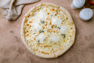 Maxi Pizza 4 Fromages
