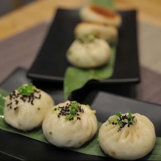 13-1 Empanadillas de cerdo a la plancha