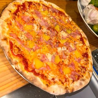 Pizza Tropical (30 Cm.)