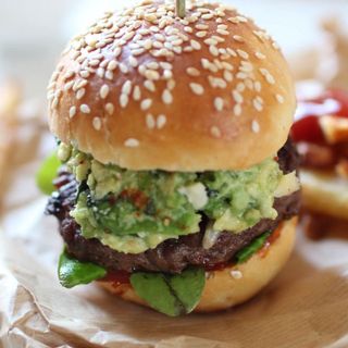 Green Burger + frites + salade