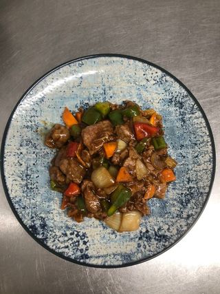 44 Ternera Con Salsa De Ostras