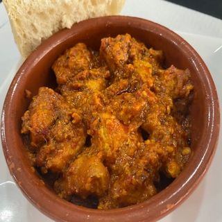 Magra Con Tomate (Ración)