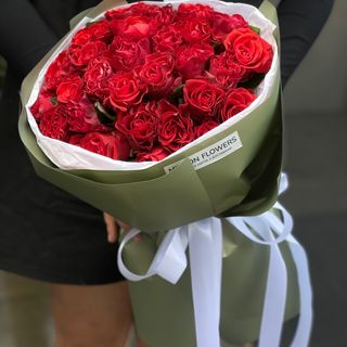 29 червоних троянд Ель Торо