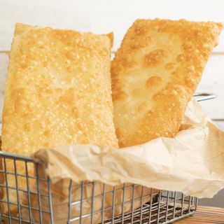 Pastel de Calabresa e Catupiry