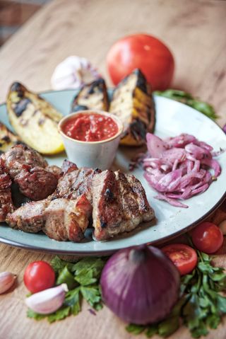 Gruziński szaszłyk z karkówki wieprzowej