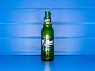 Mythos bionda 4.7 %  50 cl