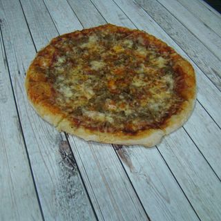 Pizza Carnivora (Mediana)