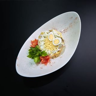 Салат "Оливье" с мясом 