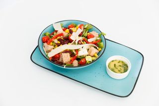 Salata ton