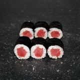 Макі з тунцем