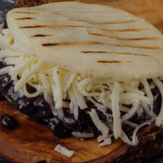 Arepa Dominó