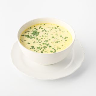 Сливочно-куриный суп с лапшой