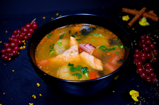 TomYam Fructe de Mare