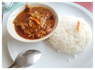 Riz + Sauce Aubergine