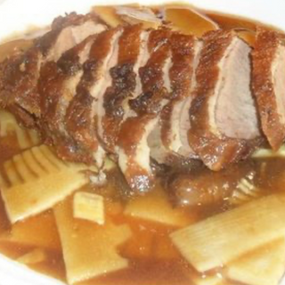 Anatra con fungi bambu