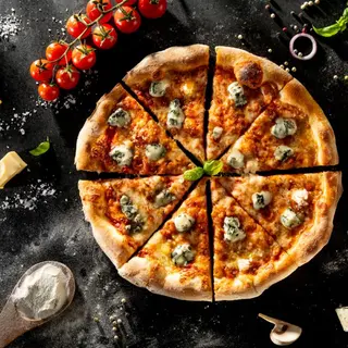 Pizza Quattro Formaggi Ø 30 cm