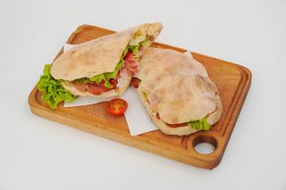 Sendvič sa mimoza salatom