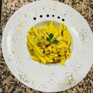 PASTA CHICKEN ALFREDO