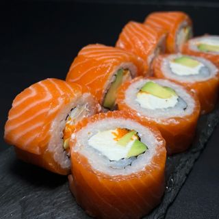 Філадельфія люкс з лососем (380г)