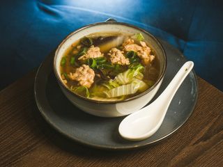 Clear Soup With Chicken & Soya Noodles