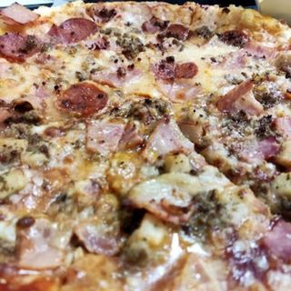 Pizza mediana al gusto