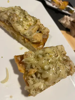 Coca De Pollo