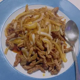 Ternera Con Cebolla