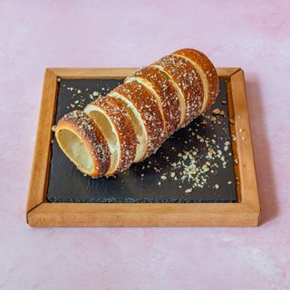 Walnut Chimney cake