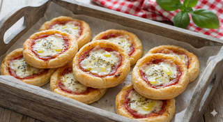Pizzette pasta sfoglia con pomodorini 1 kg