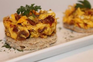 Revuelto de Presunto e Gambas