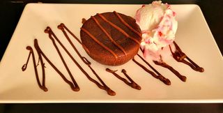 Lava cake cu inghetata