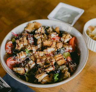 Salata crocanta de pui