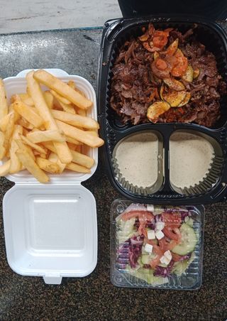 Berliner Gemuse Doner na talerzu