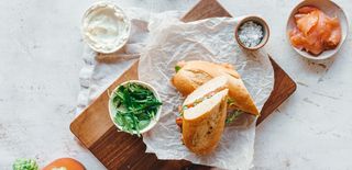 Sendvič dimljeni losos