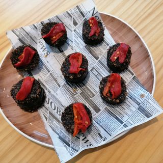 Morcilla Con Alegrias