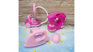 Игровой набор Пылесос, утюг,швейная машина (со звуком/светом)