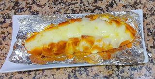Pan De Ajo Con Queso