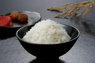 Отварной рис (200г)