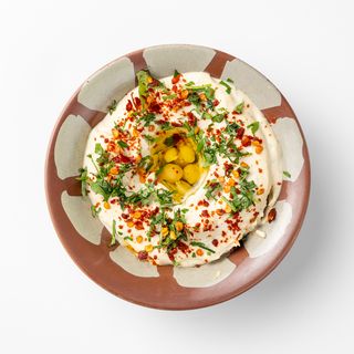 Hummus Beiruti