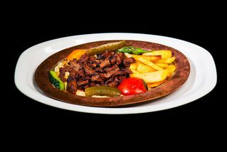 Hummus cu carne