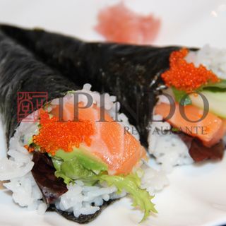 Shake temaki (2 uds.)
