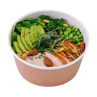 Bowl cu pui sous-vide si sos din caju