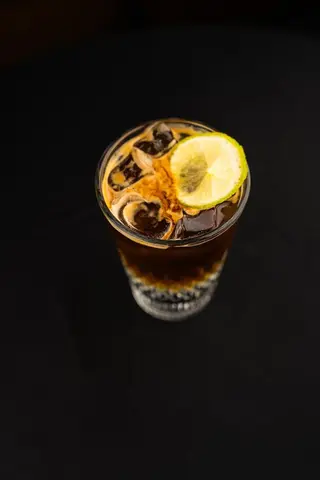 Еспресо-тонік (300ml)