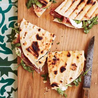 Piadina con 3 ingredienti a scelta