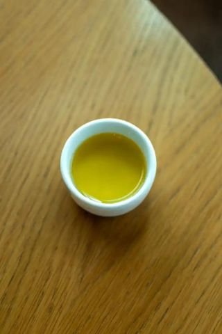 Oliwa czosnkowa