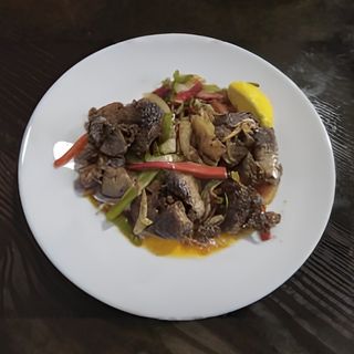 Пилешки дробчета със сотирани зеленчуци