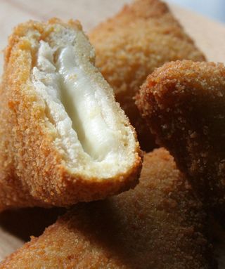 Mozzarella in carrozza