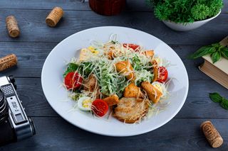 Салат "Цезарь" с курицей